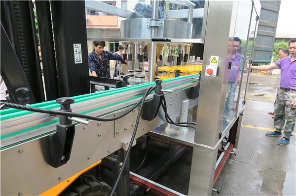 Touch screen rotatorio efficiente del PLC dell'attrezzatura dell'etichettatrice dell'autoadesivo della bottiglia