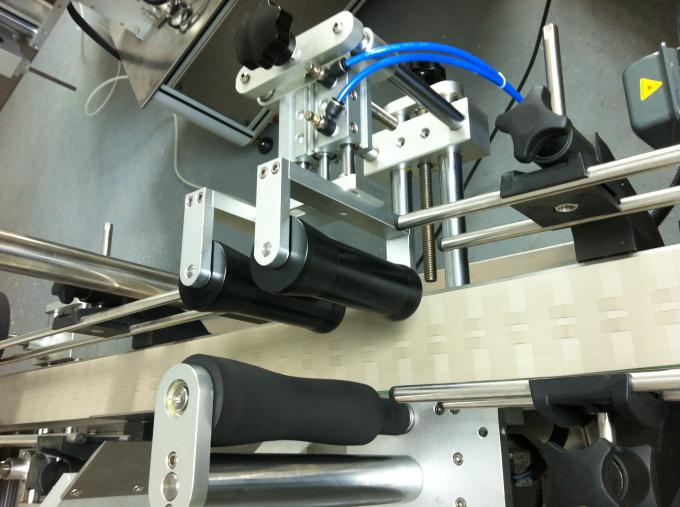 Etichettatrice autoadesiva dell'autoadesivo della bottiglia di vetro, etichettatrice del barattolo di vetro