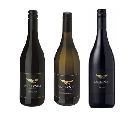 Applicatore di etichette adesive su due / un lato Attrezzatura per etichettatrice di bottiglie di vetro / plastica