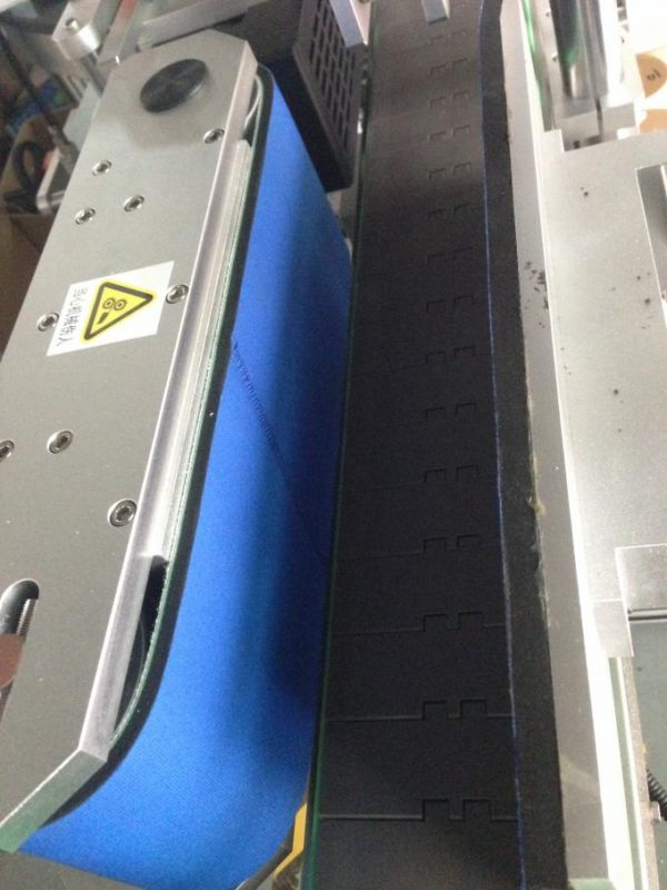 Etichettatrice automatica per bottiglie di vetro da 350 ml 190 mm di altezza max