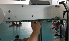 Etichettatrice automatica dell'autoadesivo del doppio lato dell'etichettatrice della bottiglia per i sacchetti che stanno in piedi