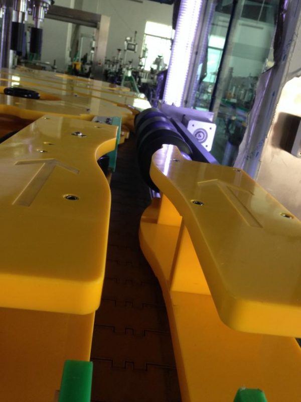 Etichettatrice per bottiglie di vino / birra ad alta produzione, etichettatrice per bottiglie rotonde