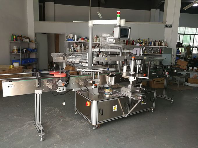 Etichettatrice per bottiglie piatte per shampoo, etichettatrice autoadesiva anteriore e posteriore